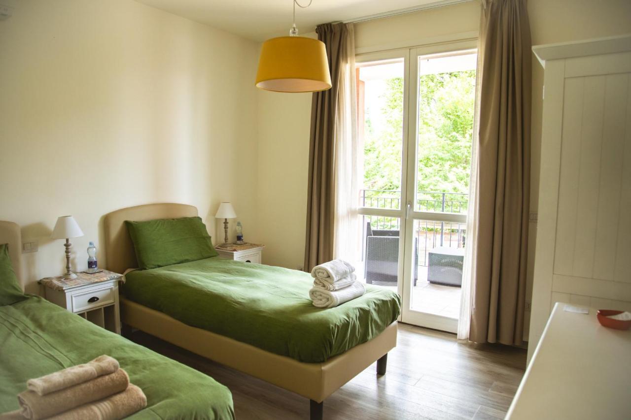 Agriturismo Familiare I Giardini Del Lago Varese Ngoại thất bức ảnh